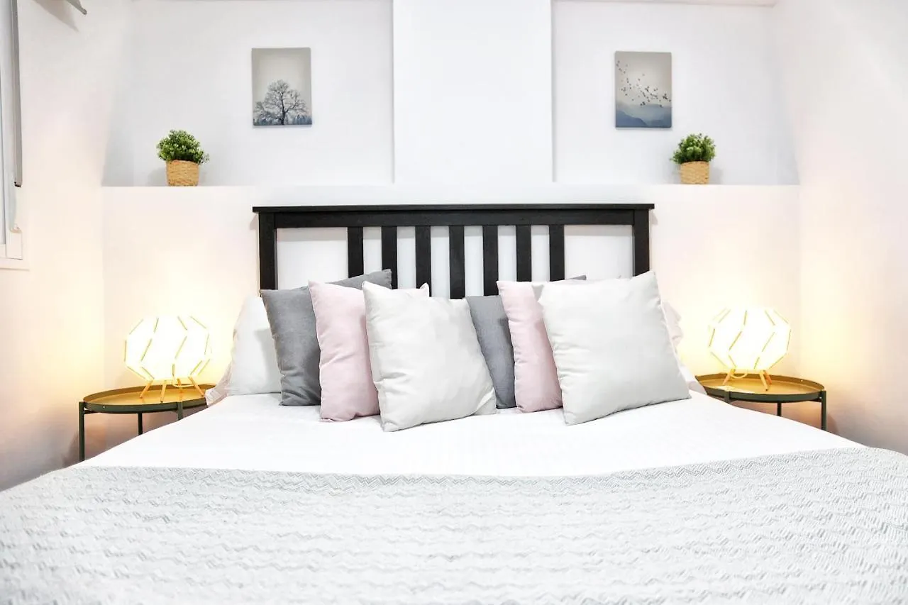 Holidays2Malaga Goya - Zona Huelin & 500 Mts De La Playa Apartamento