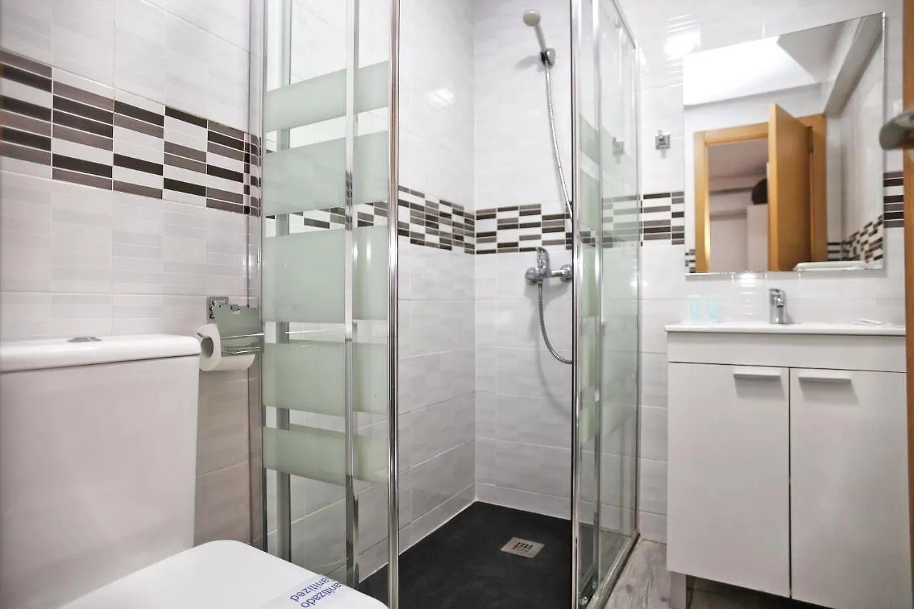 Holidays2Malaga Goya - Zona Huelin & 500 Mts De La Playa Apartamento España